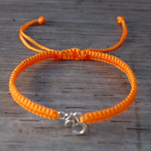 Om Bracelet,Yoga Bracelet,Shamballa Om Pray Bracelet,Good Luck Bracelet - Picture 2 of 2